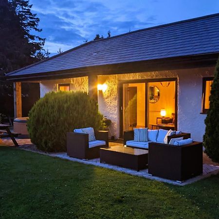 Laurel - Pet-Friendly Cottage With Indoor Pool, Hot Tub & Panoramic Snowdonia Views Colwyn Bay Exteriör bild